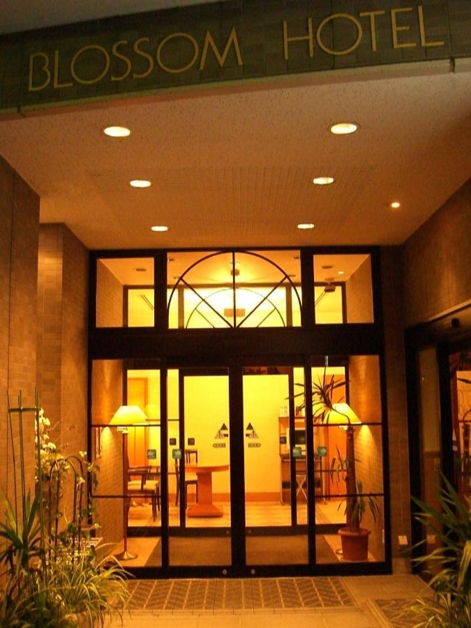 Blossom Hotel Hirosaki Exterior foto
